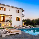 Kostis Orange 4*