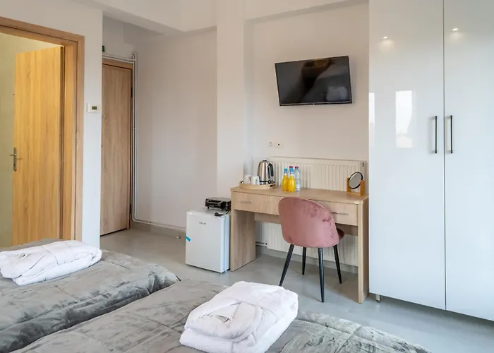 Kostis Orange Aparthotel