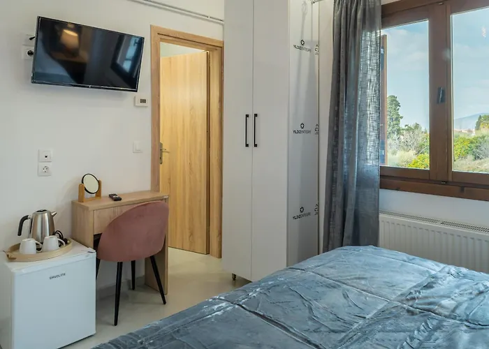 Kostis Orange Aparthotel 4*