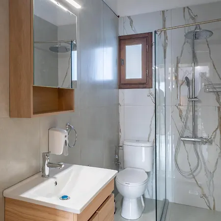 Kostis Orange 沃洛斯