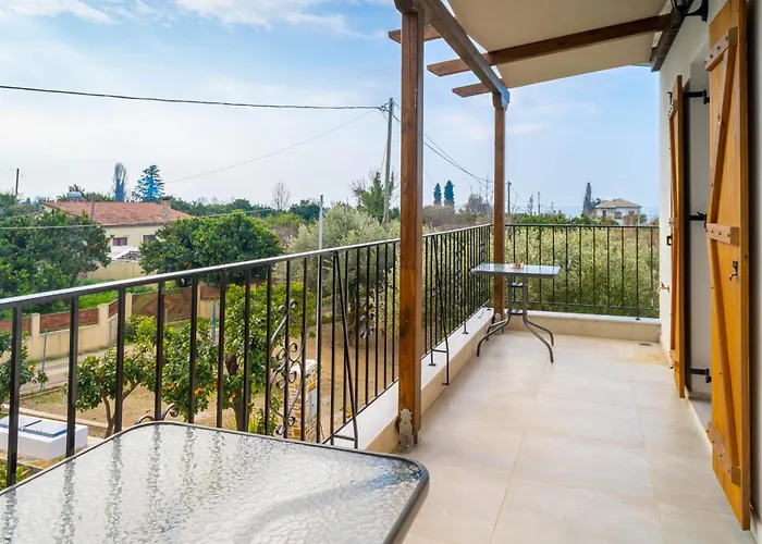 Kostis Orange וולוס