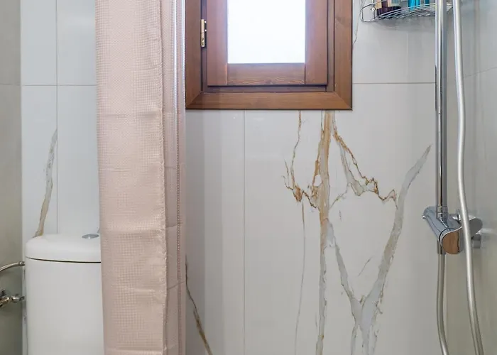 Kostis Orange וולוס